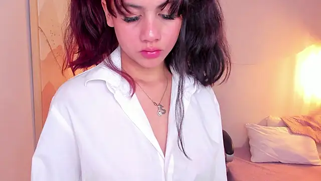 Julieth_brown_ Adlı Modelin Canlı XXX Sohbeti