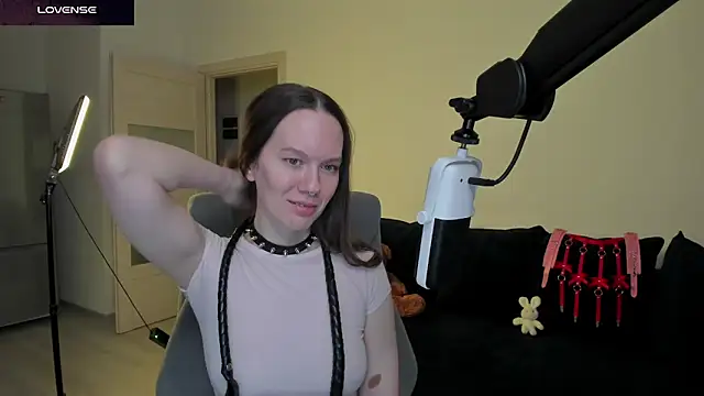 Goddess_of_Fertility Chat XXX in diretta