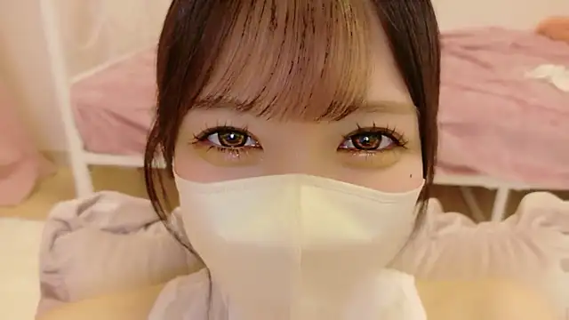 roachan_ Live XXX-chat