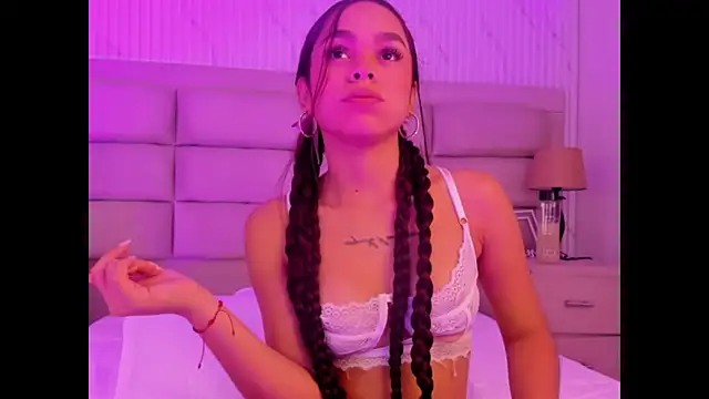 CarolineFyre Live XXX-Chat