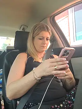 NikkiBlisssn Live XXX chat