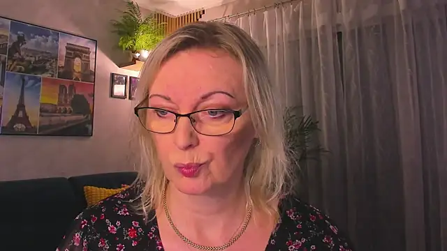 vanessa_chat Webcamshow