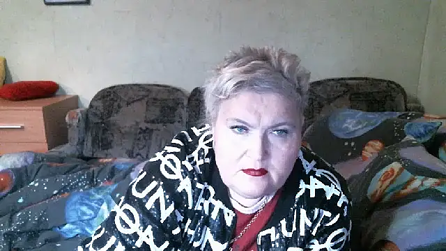 Lana555 现场XXX聊天