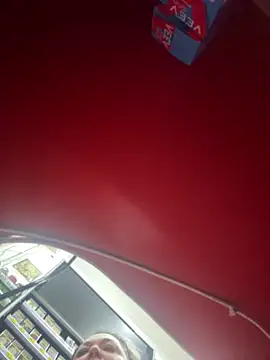 Sembang XXX Secara Langsung MikyVesela