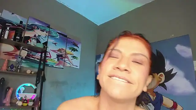 Pokazy przed kamerką – Shadia_Squirt