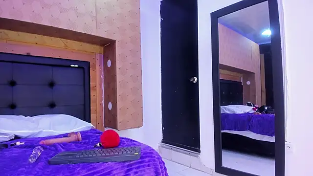 Samantha_Blaze1 live XXX chat