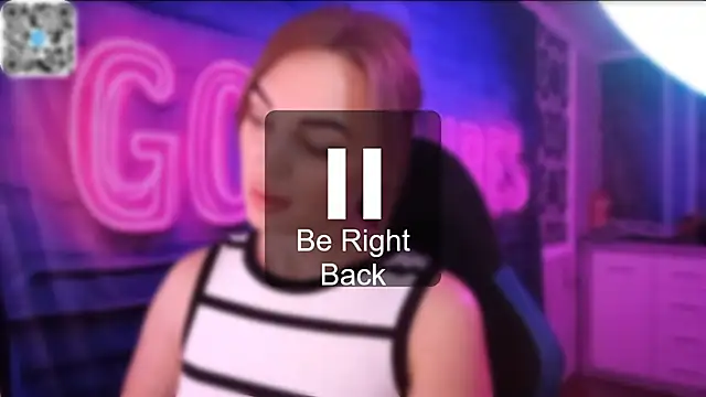 Vellora_ Webcam-Show