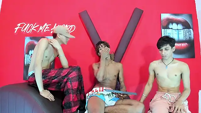 BOYS_PLAY 라이브 XXX 채팅