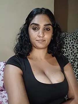 Eroticindian07: онлайн-секс-чат