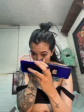 Chat XXX ao vivo de SALOME_KORLAND