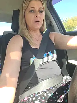 Chat XXX en directo de NikkiBlisss