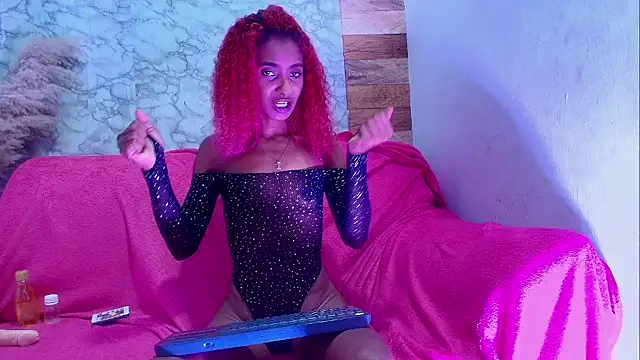 Chatroom XXX en direct de isaabellaa__