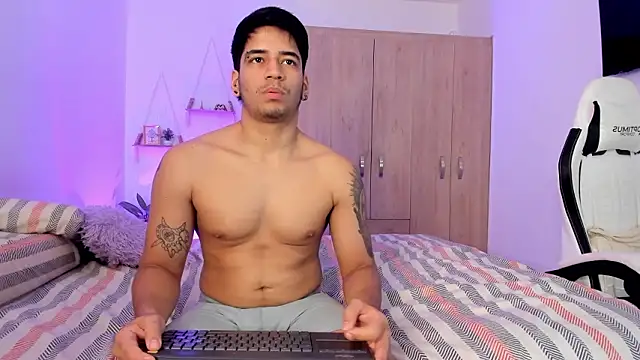 LucyANDengell: онлайн-секс-чат