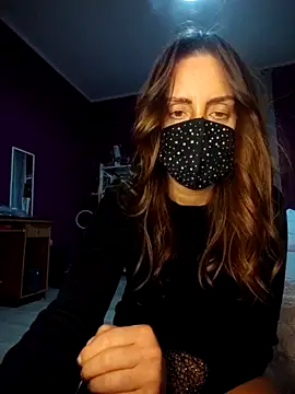 Chat +18 de Akemi_rossi ao vivo