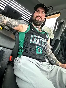 Beardedtattood Live XXX-chat