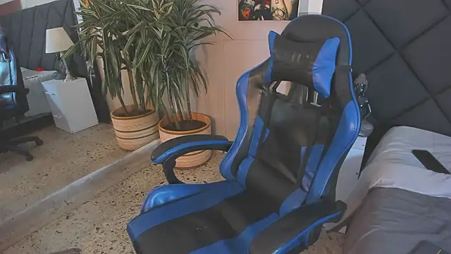 XXX chat uživo modela kai_storn