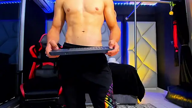 Chatroom XXX en direct de Aydenmiller96