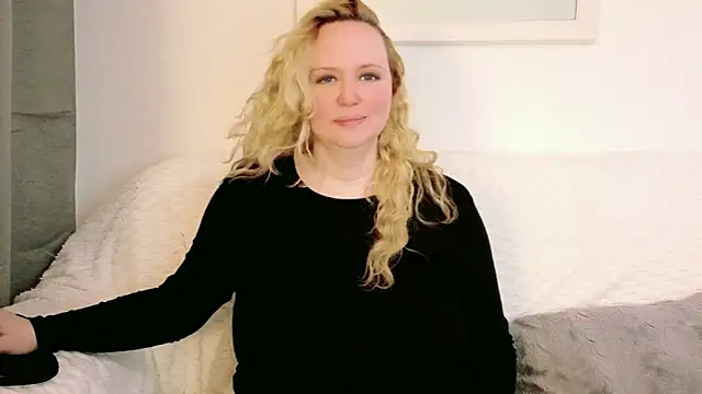 Sarah4youn Live XXX chat