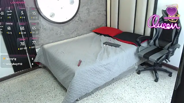 Philipp-Jones: онлайн-секс-чат