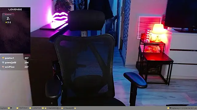 Chat +18 de __Leyla__ ao vivo