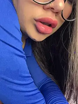 Živý XXX chat LylaLee111