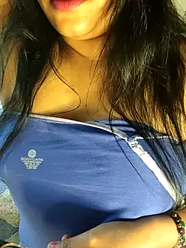 Anusri_359359's Live XXX Chat