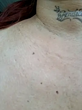 Živý XXX chat Naughty_Mature69