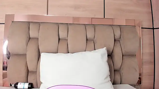 karol_lewiss Obrolan Langsung XXX