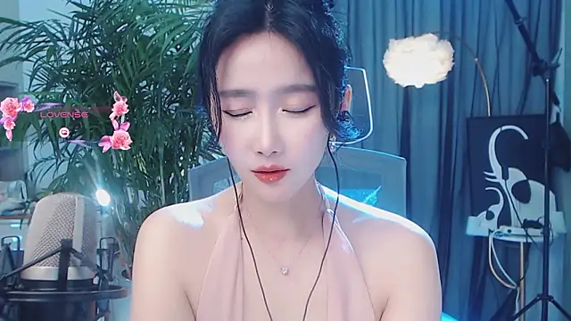 feifei-love Adlı Modelin Canlı XXX Sohbeti