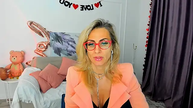 MuseOfStage's Live XXX Chat