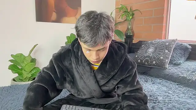 Czat XXX na żywo – Andy_Belier23