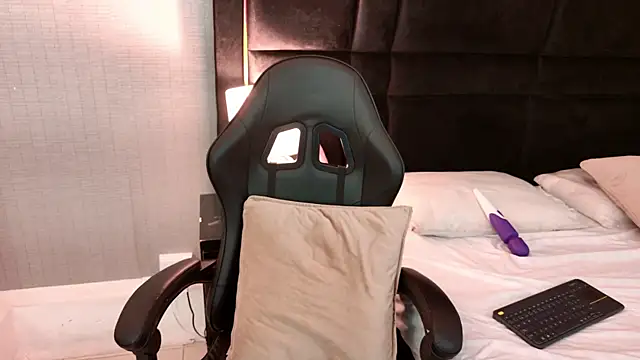 EllaEvanzn Live XXX chat