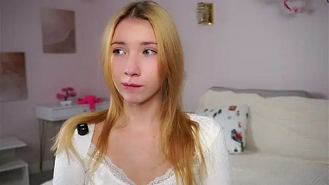 SunnivaCovil – Live XXX-chat