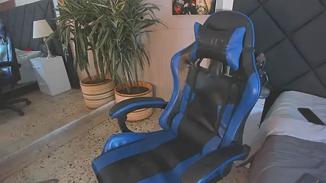 kai_storn: απευθείας συνομιλία ΧΧΧ