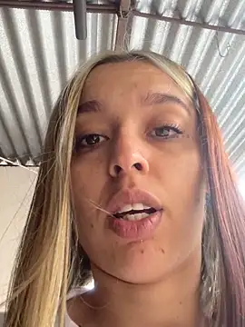 BlueStoneX Live XXX-chat