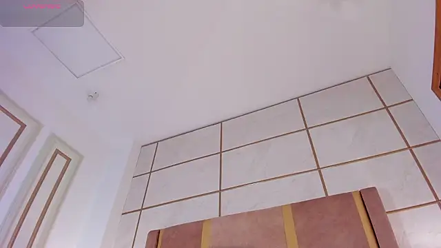 lyrabellini 라이브 XXX 채팅