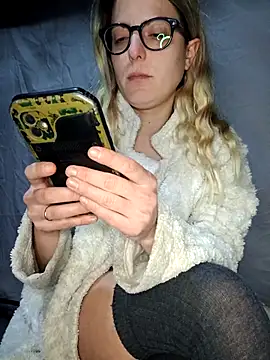 Онлайн чат XXX dolcehelena993