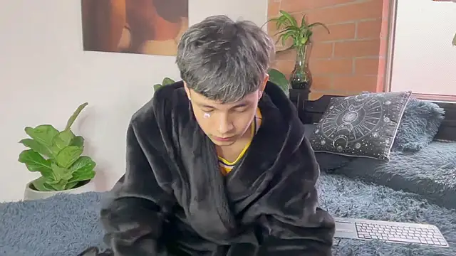 Andy_Belier23 Live XXX-Chat