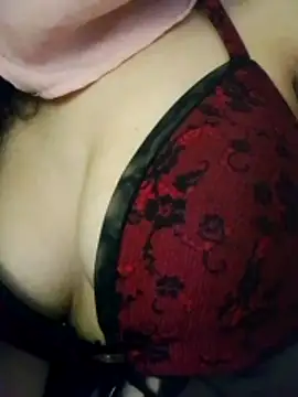 Almas-arabic ওয়েবক্যাম শো