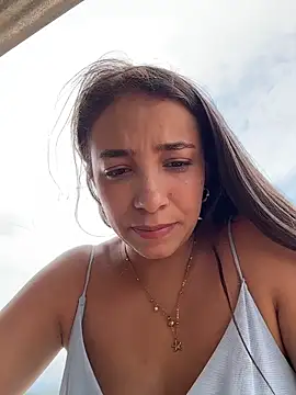 Hall_16's Webcam Show