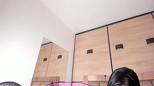 karol_lewiss Chat XXX in diretta