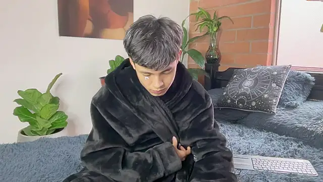 Andy_Belier23 élő XXX-chatje