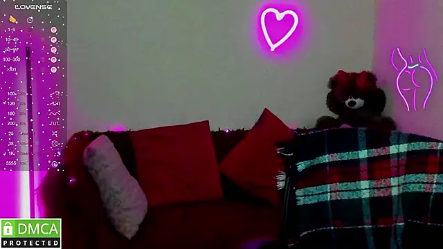 Alicia_love00 Adlı Modelin Canlı XXX Sohbeti