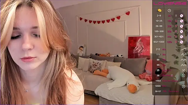 Frau_Lina live XXX chat