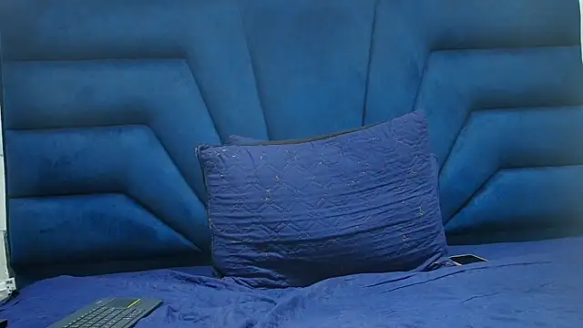 Czat XXX na żywo – Angell_cooper