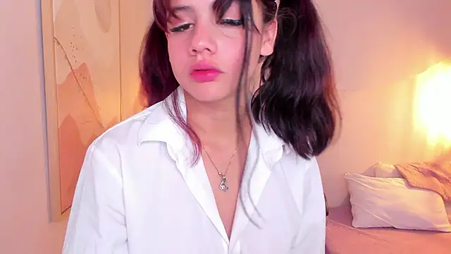 Julieth_brown_ élő XXX-chatje