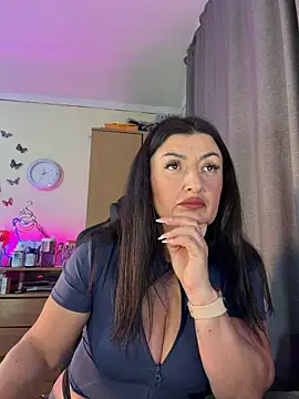 Chat XXX en directo de Hotangel75