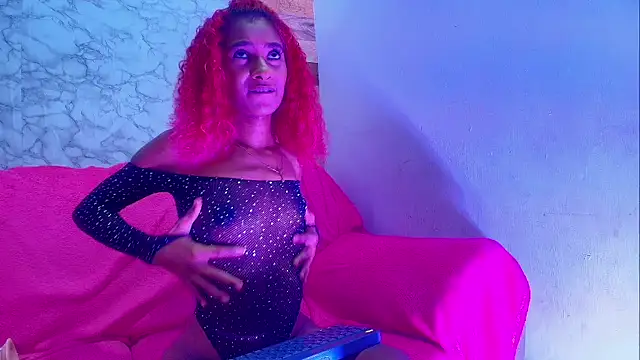 isaabellaa__ 现场XXX聊天