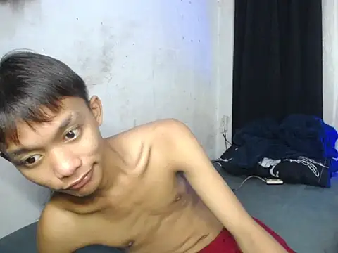 Innocentfucker live XXX chat