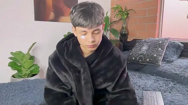 Živý XXX chat Andy_Belier23